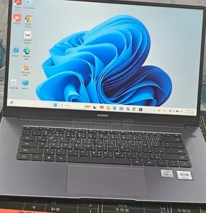 New Laptop Huawei 8GB Intel Core i3 SSD 256GB
