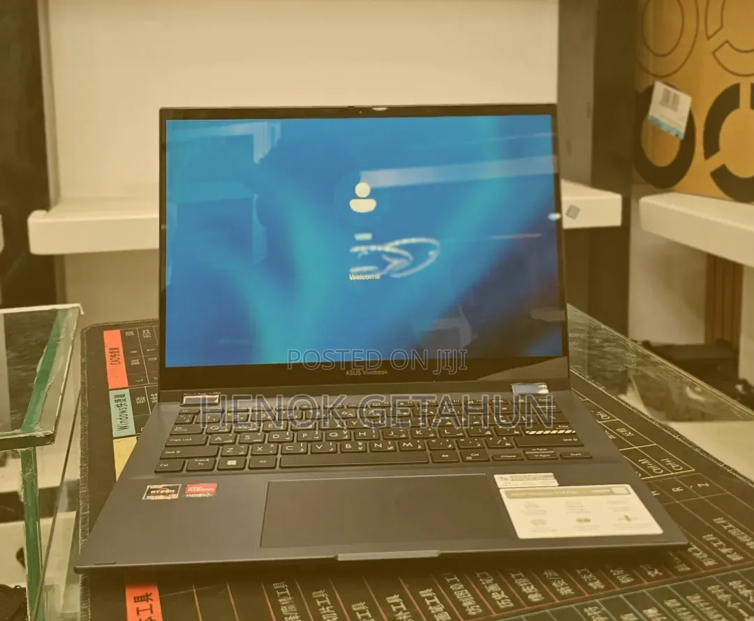 New Laptop Asus VivoBook 15 X505BA 16GB AMD Ryzen 7 SSD 512GB