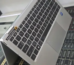 New Laptop HP EliteBook 1040 G8 16GB Intel Core i7 SSD 512GB