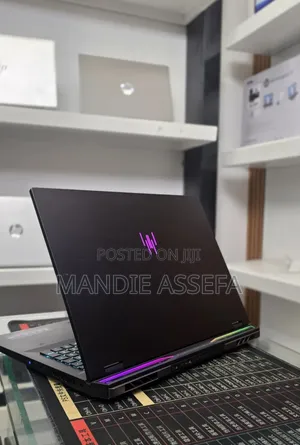 New Laptop Acer Predator Helios 18 PH18-71 32GB Intel Core i9 SSD 1T