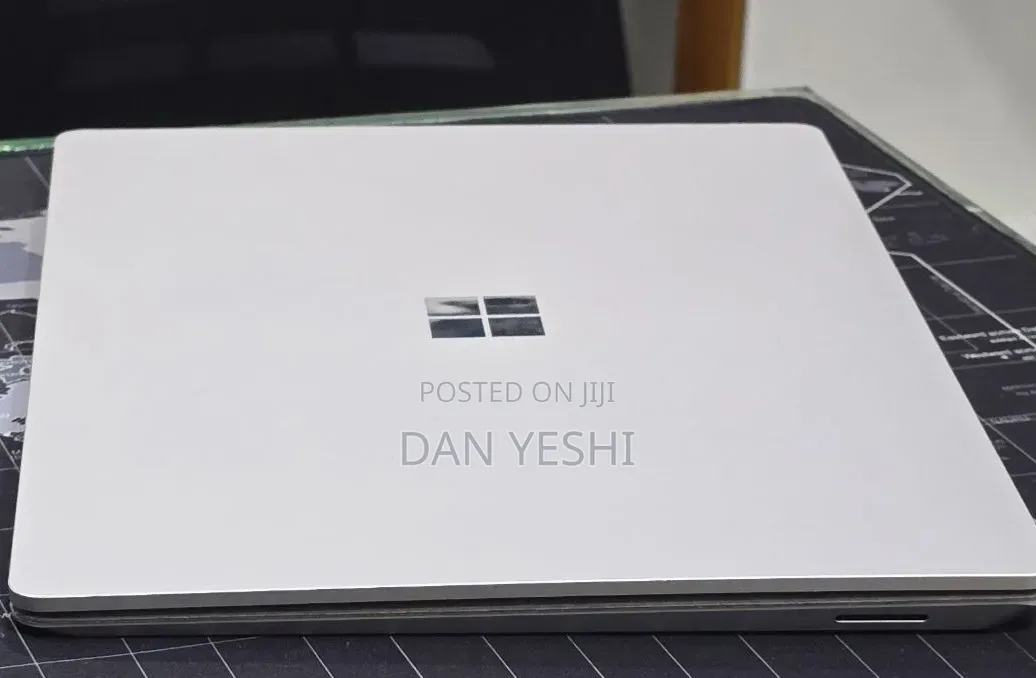 New Laptop Microsoft Surface Laptop 3 16GB Intel Core i5 SSD 512GB