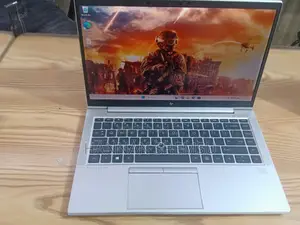 Laptop HP EliteBook 840 G8 16GB Intel Core 7 SSD 512GB