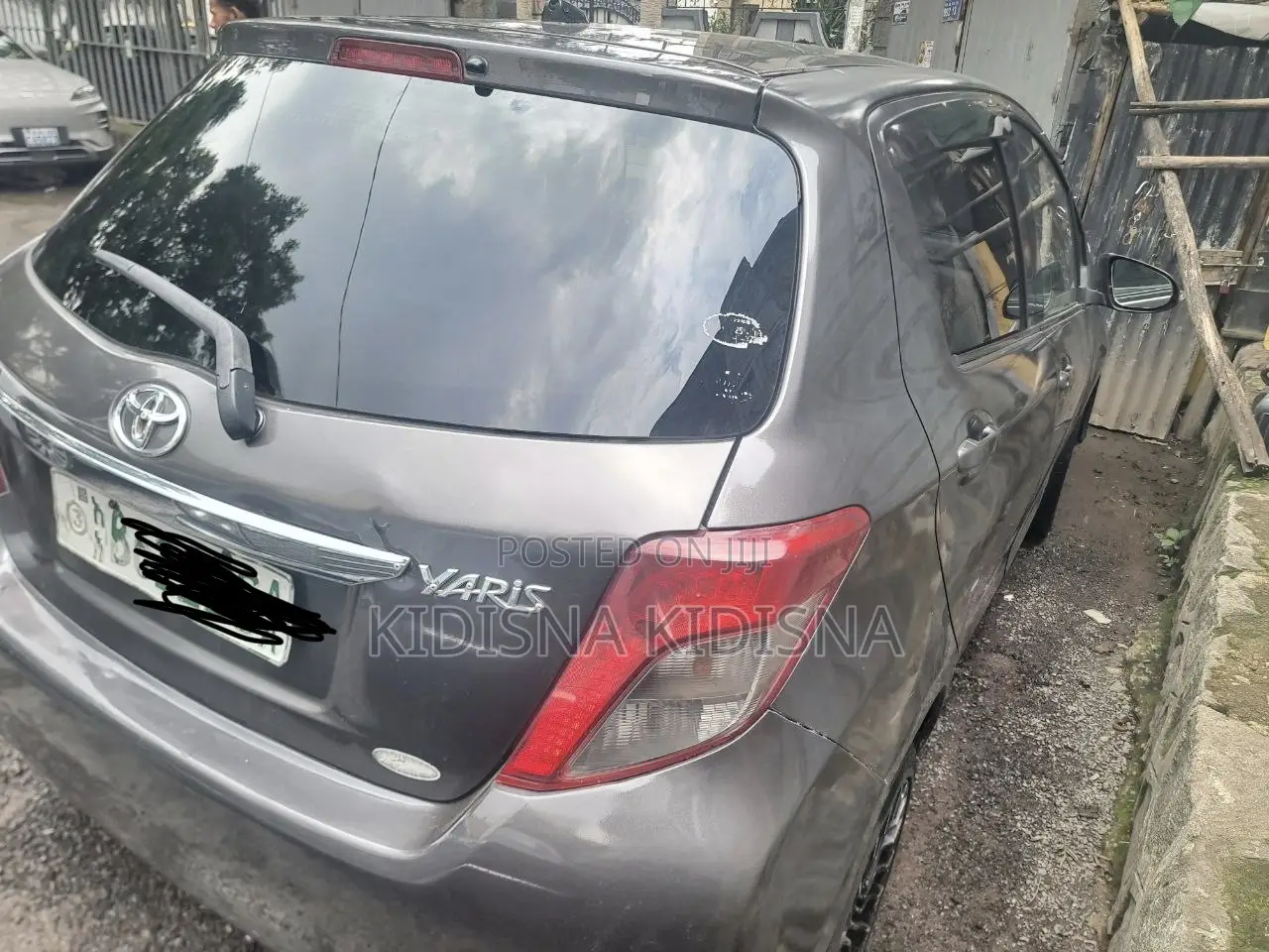 Toyota Yaris 2014 Gray