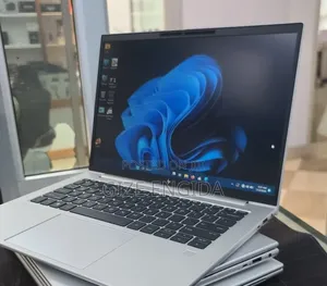 New Laptop HP EliteBook 840 G10 16GB Intel Core i7 SSD 512GB