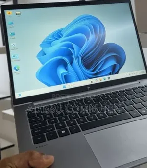 New Laptop HP ZBook 14 16GB Intel Core i7 SSD 512GB