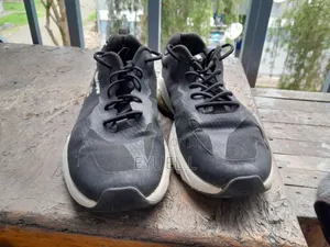 Sneaker Shoes