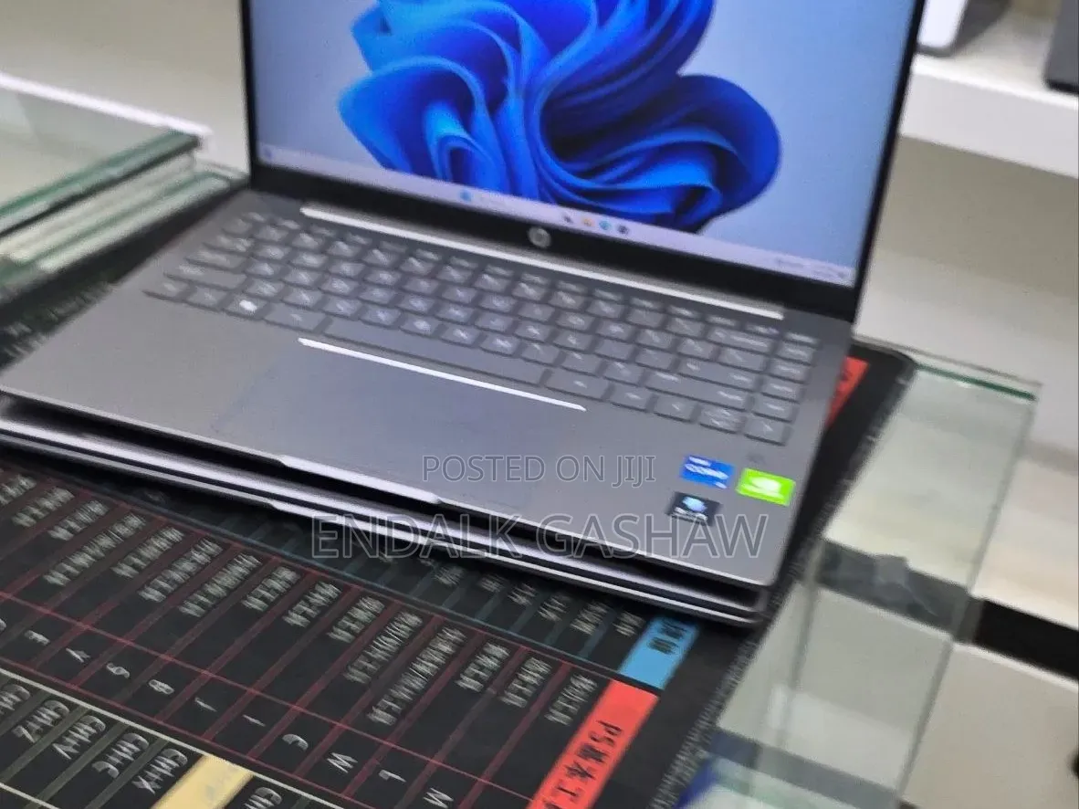 New Laptop HP Pavilion 14 16GB Intel Core i5 SSD 512GB