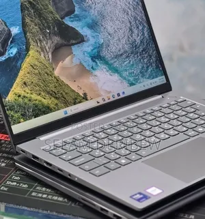 New Laptop Lenovo ThinkBook 15 16GB Intel Core Ultra 7 SSD 512GB