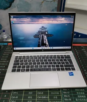 New Laptop HP EliteBook 830 G8 16GB Intel Core i5 SSD 512GB