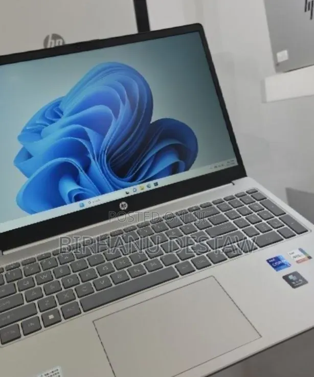 New Laptop HP Elite x360 830 G10 16GB Intel Core i7 SSD 512GB