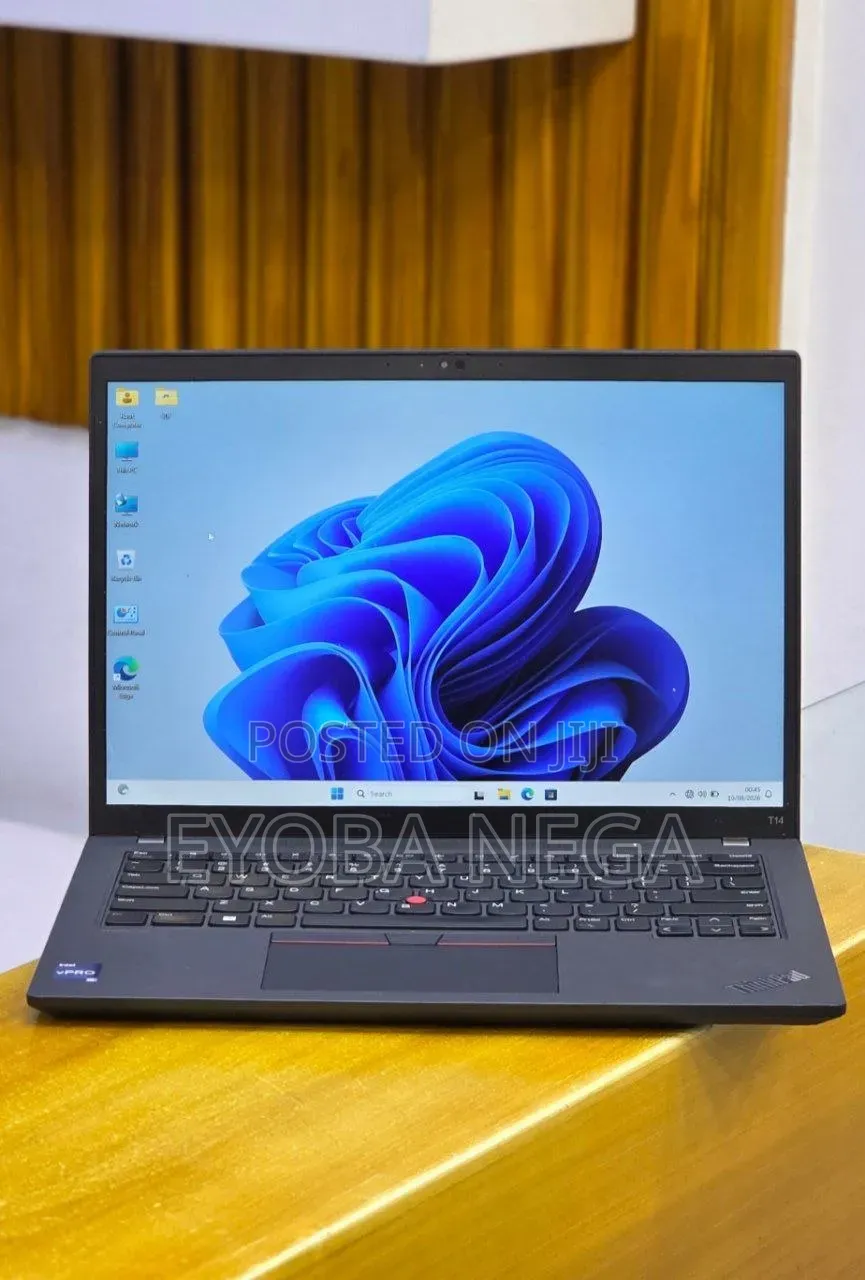 New Laptop Lenovo ThinkPad T14 G4 16GB Intel Core i5 SSD 512GB
