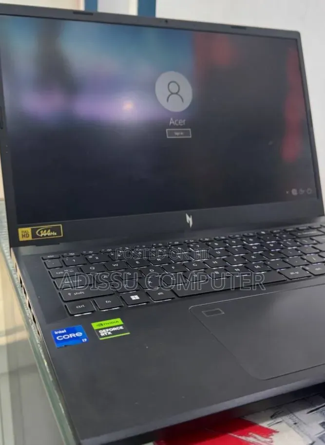 New Laptop Acer Predator Helios Neo 16 16GB Intel Core i7 SSD 512GB