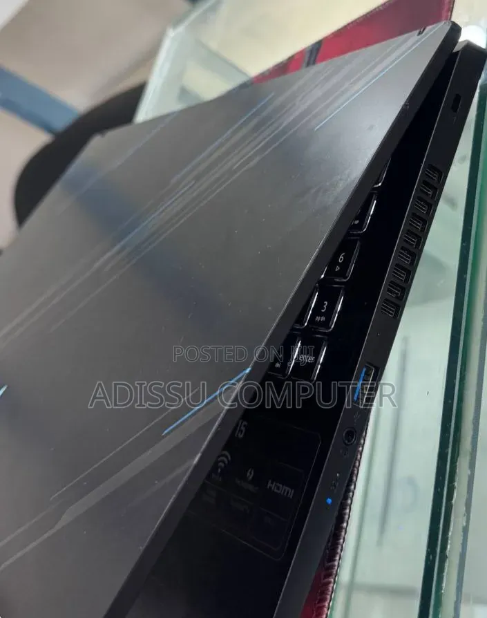 New Laptop Acer Predator Helios Neo 16 16GB Intel Core i7 SSD 512GB