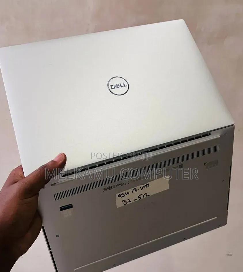 New Laptop Dell XPS 13 9310 32GB Intel Core i7 SSD 512GB