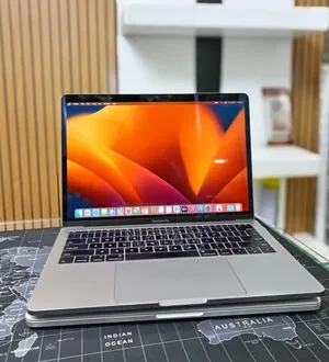 New Laptop Apple MacBook Pro 2017 16GB Intel Core i5 SSD 256GB