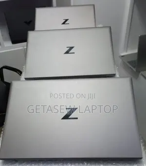 New Laptop HP ZBook Firefly G8 16GB Intel Core i7 SSD 512GB