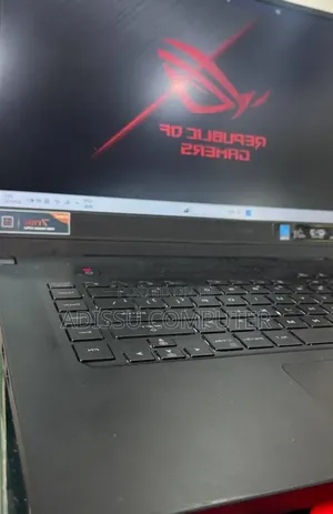 New Laptop Asus ROG Strix G15 16GB AMD Ryzen 9 SSD 512GB