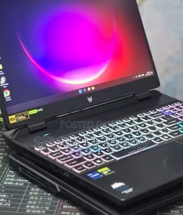 New Laptop Acer Predator Helios 16 16GB Intel Core i7 SSD 512GB
