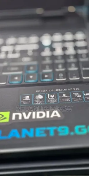 New Laptop Acer Predator Helios 16 16GB Intel Core i7 SSD 512GB