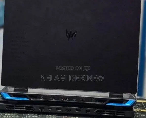 New Laptop Acer Predator Helios 16 16GB Intel Core i7 SSD 512GB