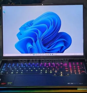 New Laptop Lenovo Legion 9 32GB AMD Ryzen 9 SSD 1T