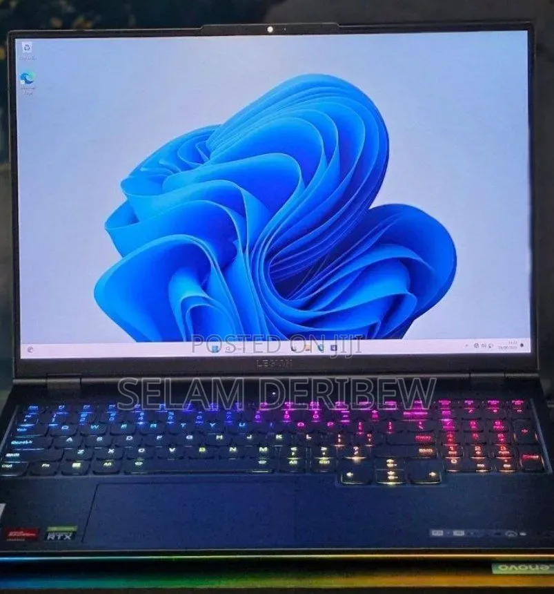 New Laptop Lenovo Legion 9 32GB AMD Ryzen 9 SSD 1T