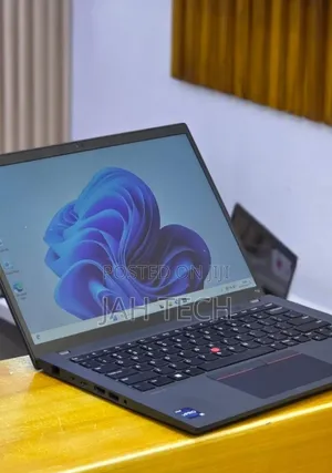 New Laptop Lenovo ThinkPad T14 16GB Intel Core i5 SSD 512GB