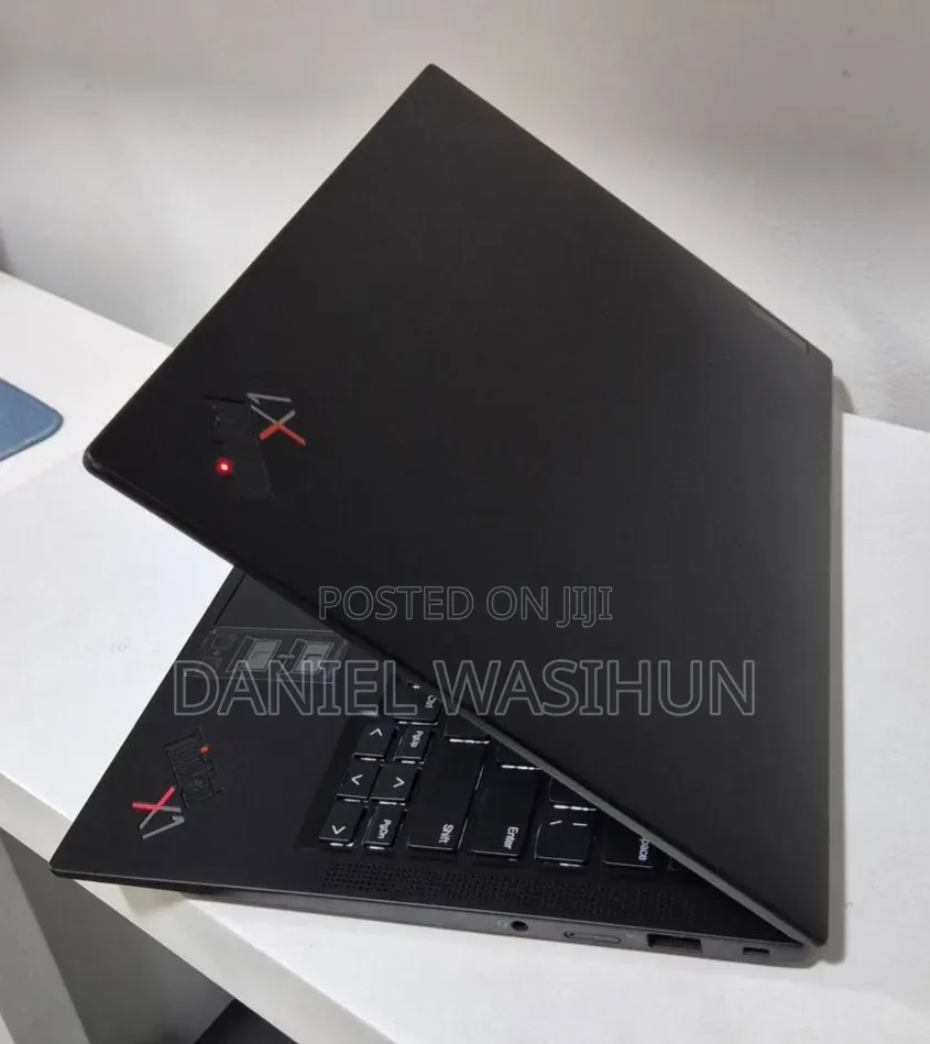 New Laptop Lenovo ThinkPad X1 Carbon 16GB Intel Core i5 SSD 512GB