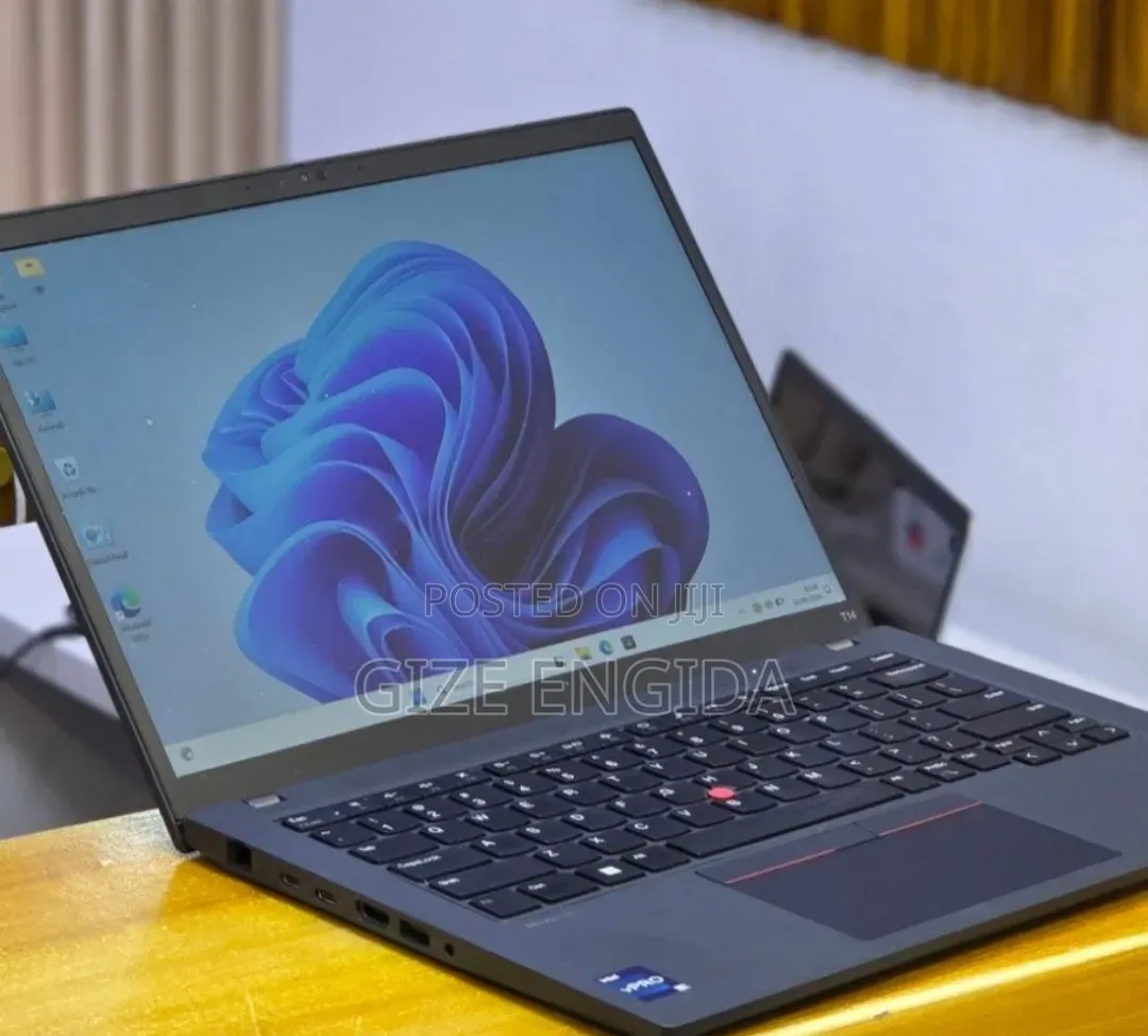 New Laptop Lenovo ThinkPad T14 G4 16GB Intel Core i5 SSD 512GB