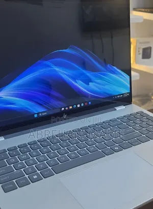 New Laptop HP OmniBook 7 14" 16GB AMD Ryzen 9 SSD 1T