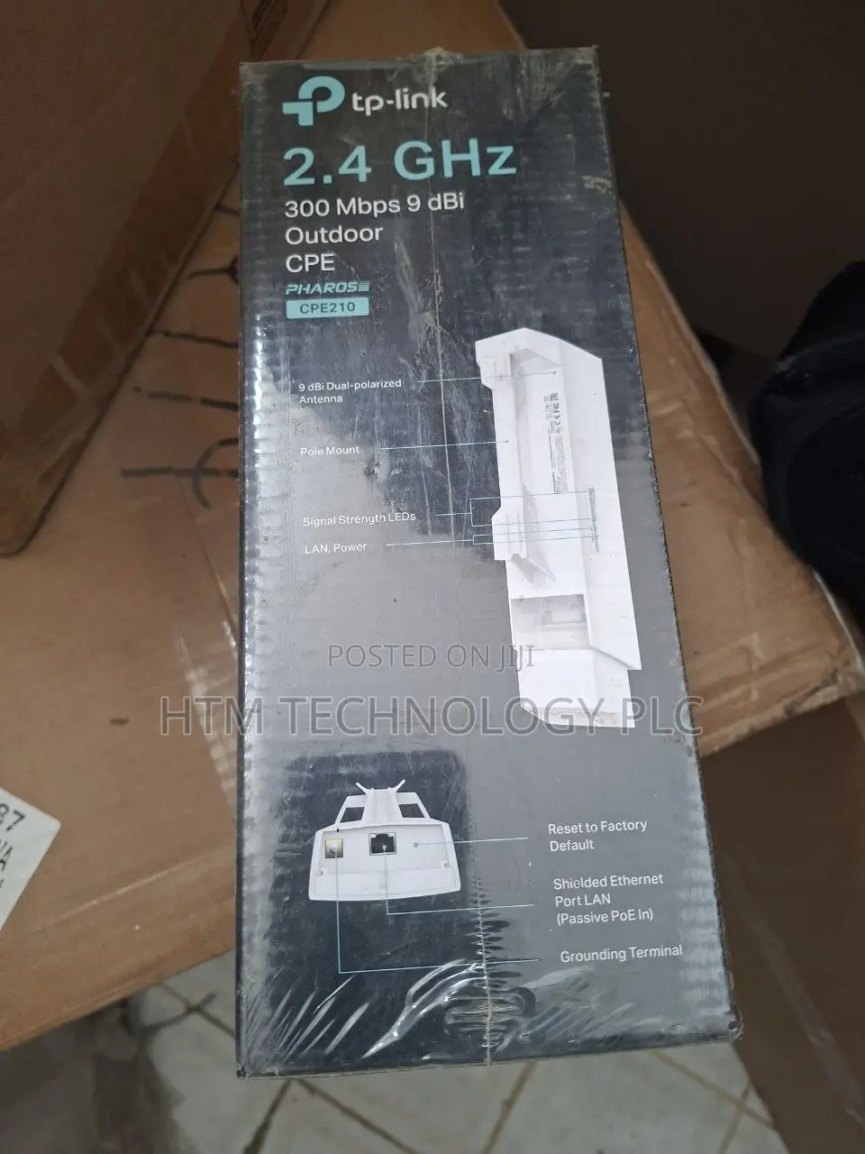 TP-Link 2.4 GHz 300 MBPS 9 dBi Outdoor CPE