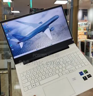 New Laptop HP Victus 15 16GB Intel Core i7 SSD 1T
