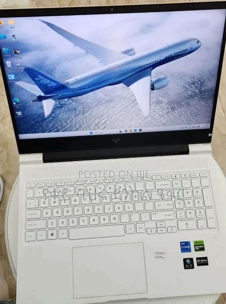 New Laptop HP Victus 15 16GB Intel Core i7 SSD 1T