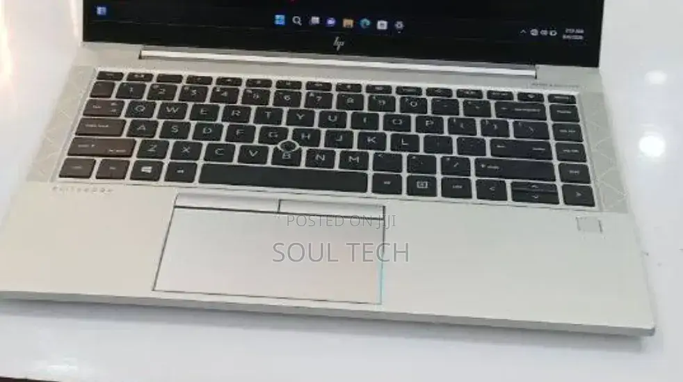 New Laptop HP EliteBook 840 G8 16GB Intel Core i5 SSD 512GB