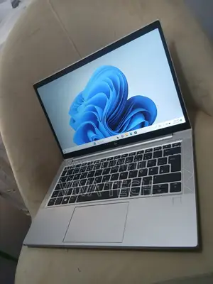New Laptop HP EliteBook 835 G7 16GB AMD Ryzen 5 SSD 512GB