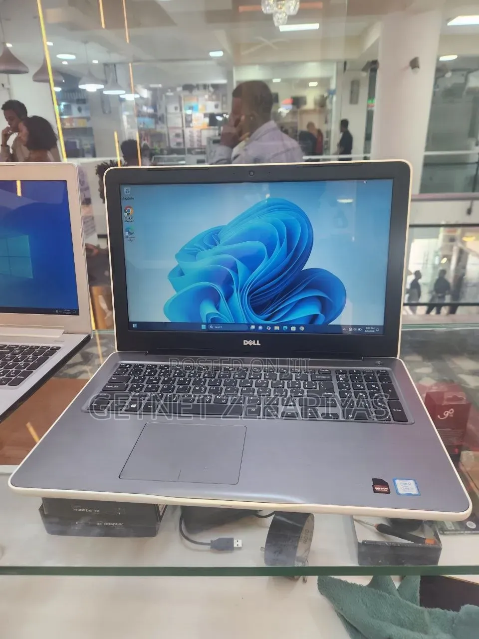 New Laptop Dell Inspiron 5565 8GB Intel Core i7 SSD 1T