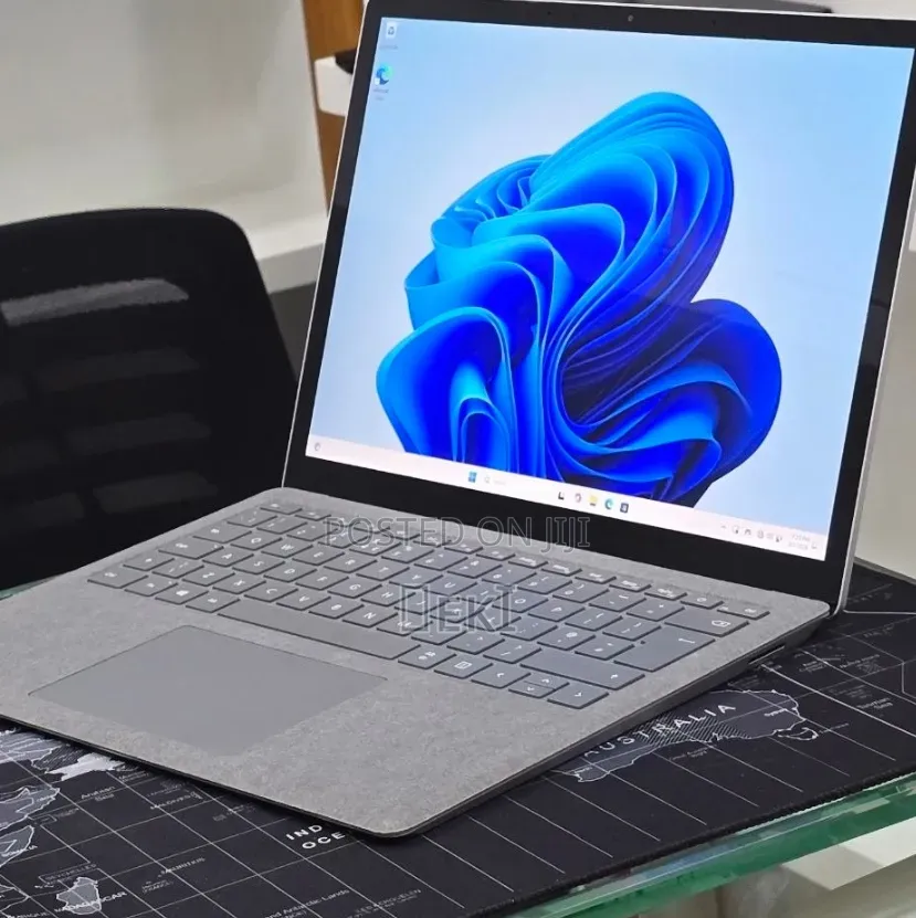 New Laptop Microsoft Surface Laptop 3 16GB Intel Core i5 SSD 512GB