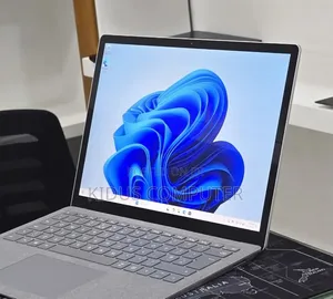 New Laptop Microsoft Surface 16GB Intel Core i5 SSD 512GB