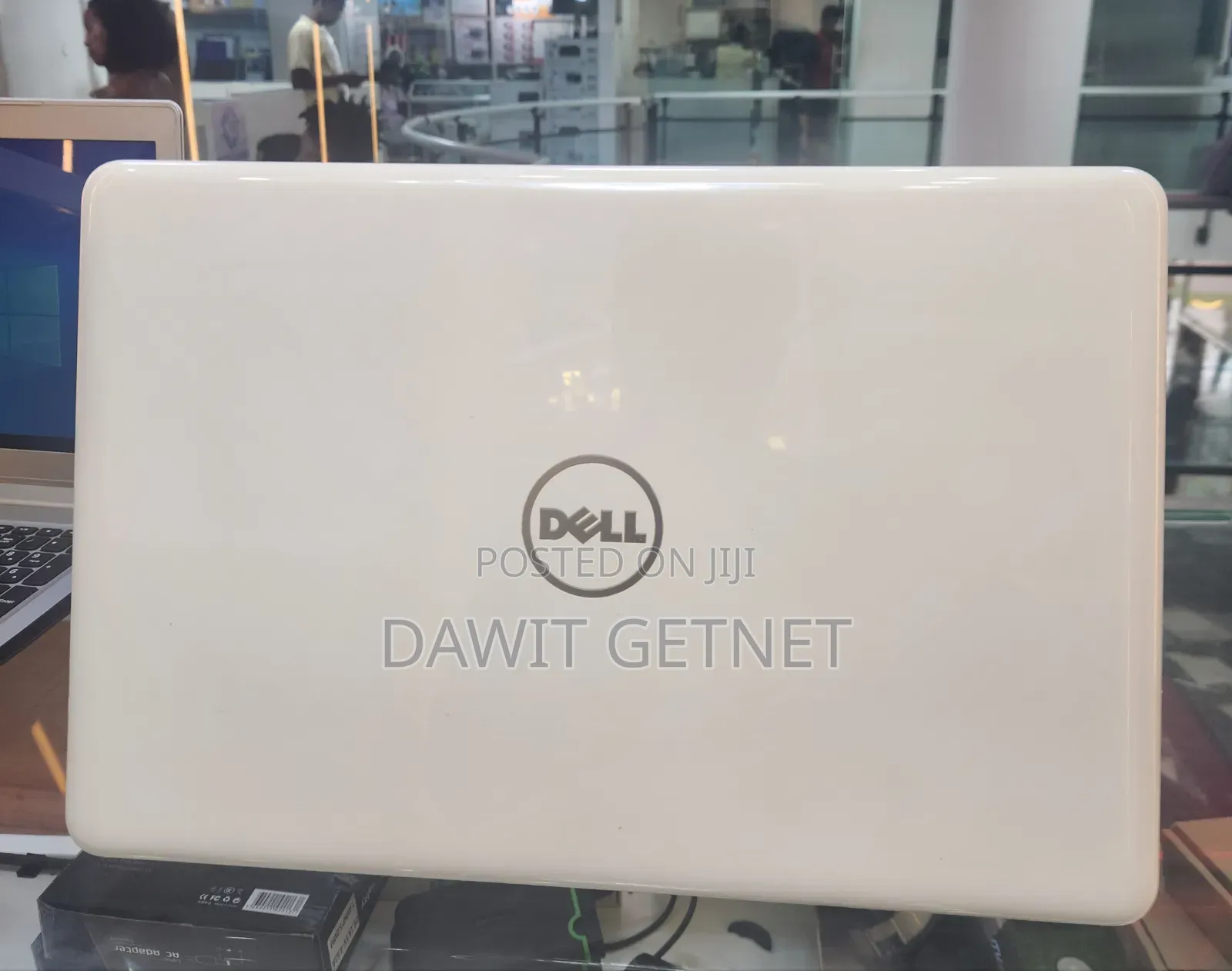 New Laptop Dell Latitude 5310 8GB Intel Core i7 HDD 1T