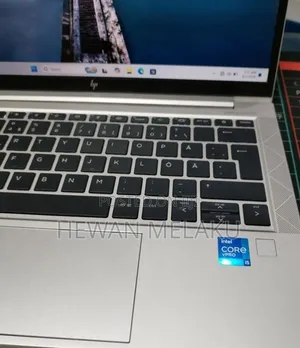 New Laptop HP EliteBook 830 G8 16GB Intel Core i5 SSD 512GB