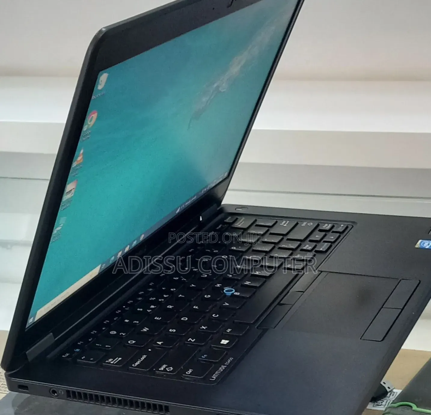 New Laptop Dell XPS 15 8GB Intel Core i5 SSD 500GB