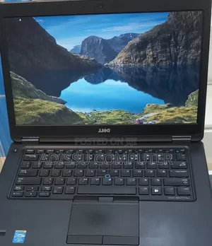 New Laptop Dell XPS 15 8GB Intel Core i5 SSD 500GB