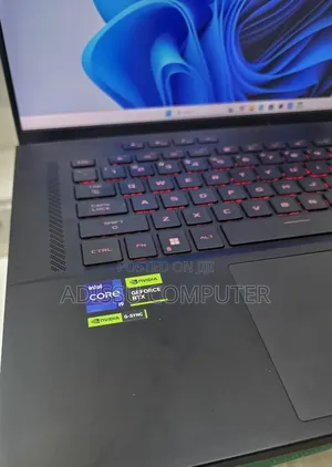 New Laptop Asus ROG Strix G15 16GB Intel Core i9 SSD 1T