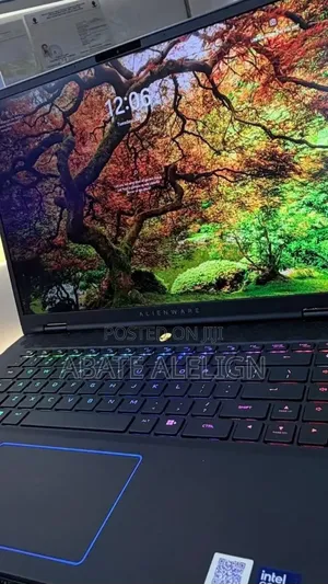 New Laptop Alienware M15 r3 16GB Intel Core Ultra 9 SSD 1T