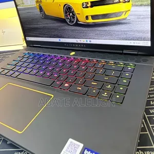New Laptop Alienware M15 r3 16GB Intel Core Ultra 9 SSD 1T