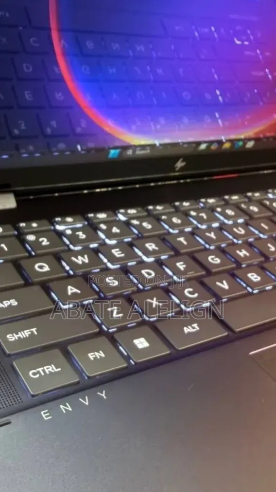 New Laptop HP Envy x360 16GB Intel Core i5 SSD 1T