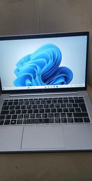New Laptop HP EliteBook 840 G5 8GB Intel Core i5 SSD 512GB