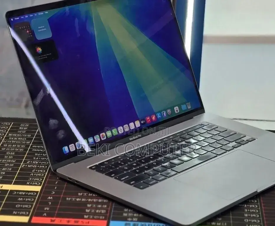 New Laptop Apple MacBook Pro 2019 16GB Intel Core i9 SSD 2T