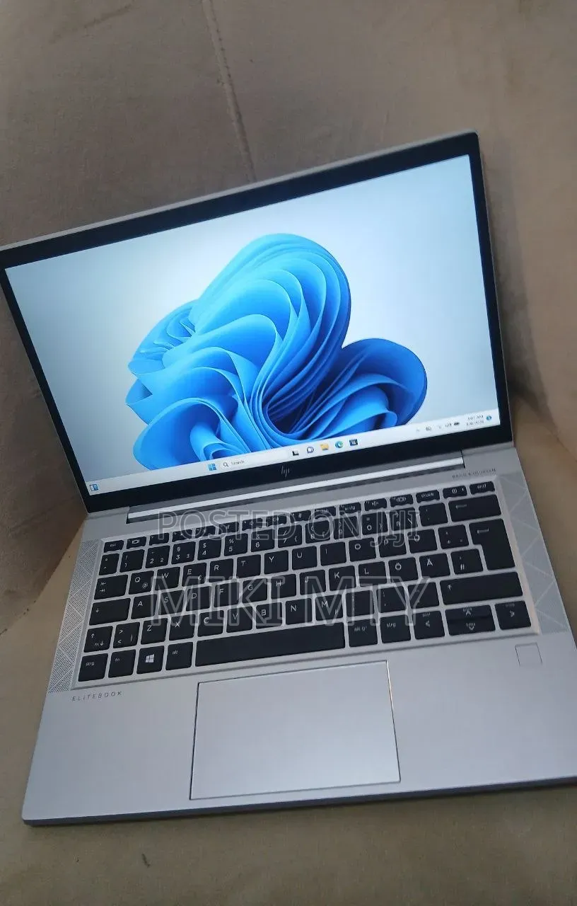 New Laptop HP EliteBook 840 G5 8GB Intel Core i5 SSD 512GB