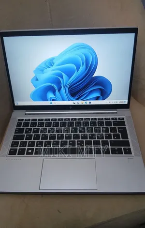 New Laptop HP EliteBook 840 G5 8GB Intel Core i5 SSD 512GB